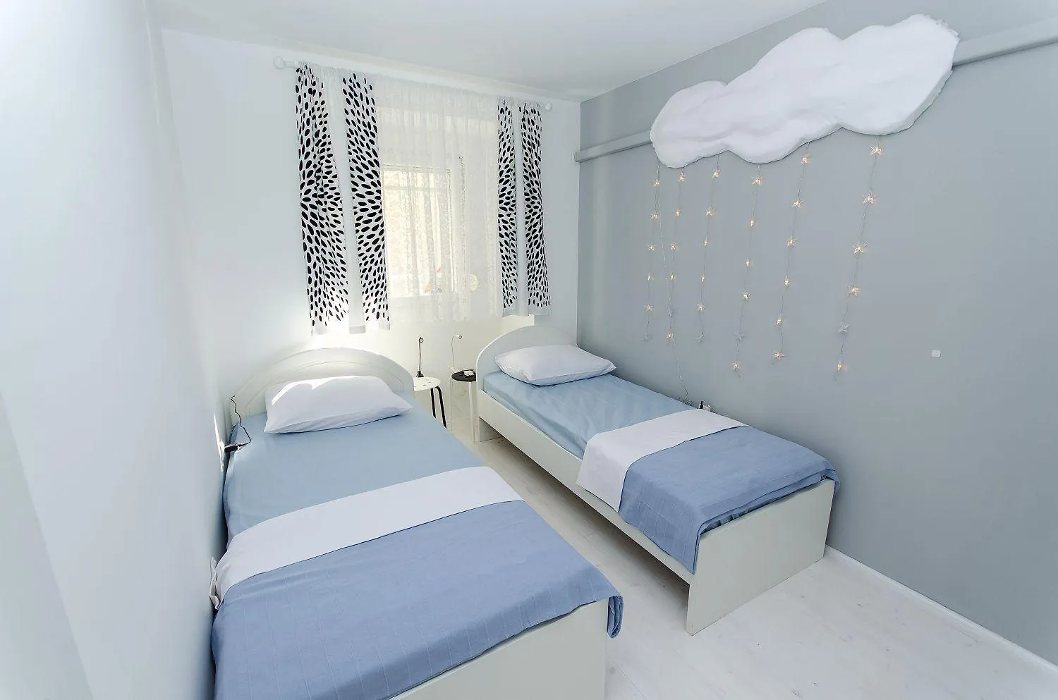 Modernes Apartment Nur 350 Meter Zum Strand Mit Privater Terrasse, Babybett, Elektrogrill Crikvenica 0*,